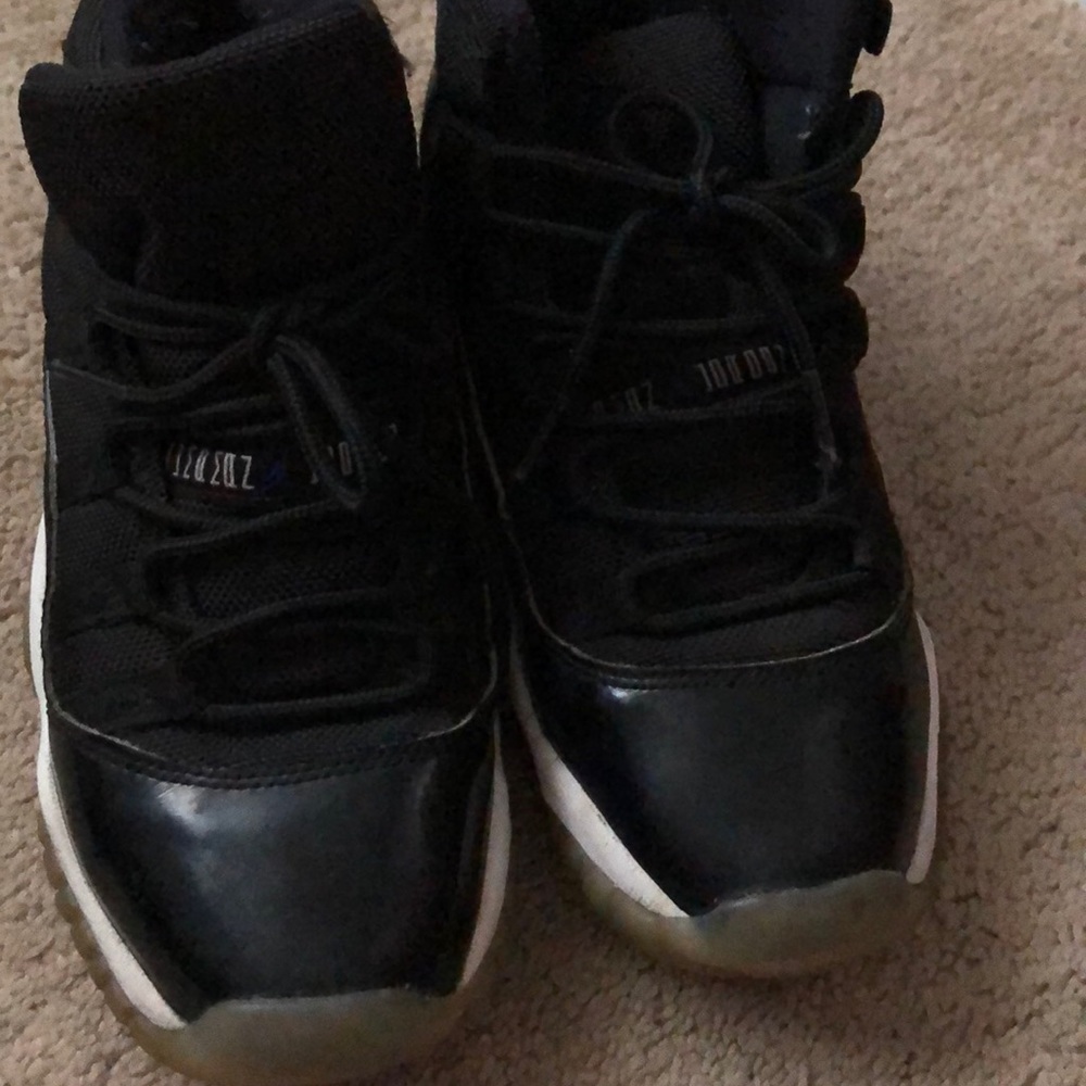 Air Jordan 11’s “Space Jams”